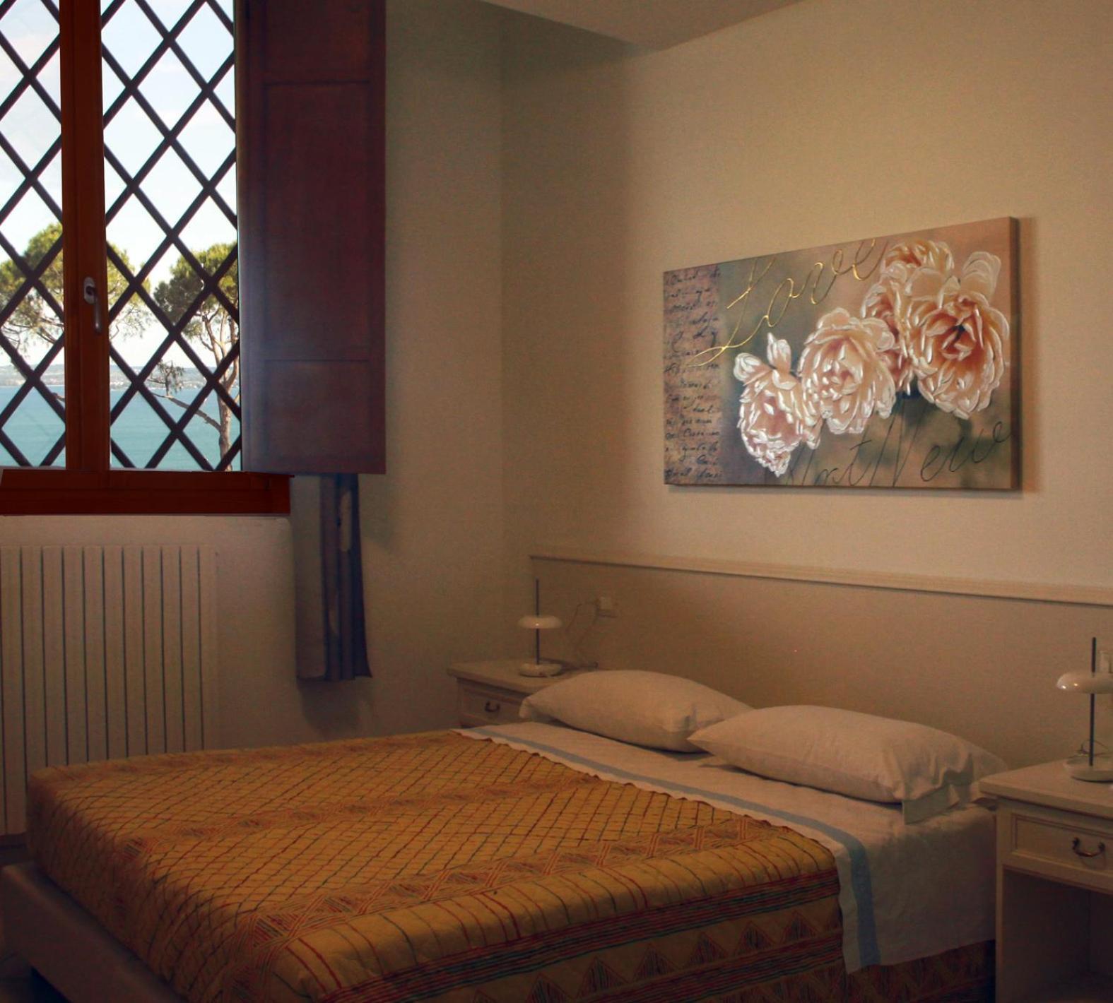 Agriturismo Nonna Bettina Moniga del Garda Szoba fotó